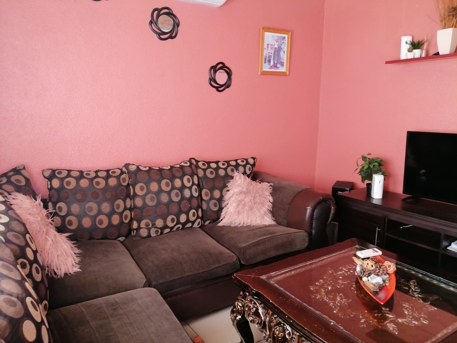 3 Bedroom Property for Sale in Tlhabane West North West